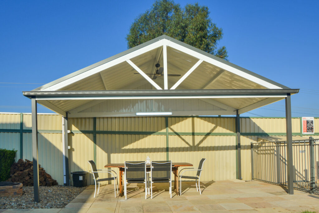 freestanding pergola wollongong