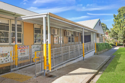 School walkway going to an Australian school building