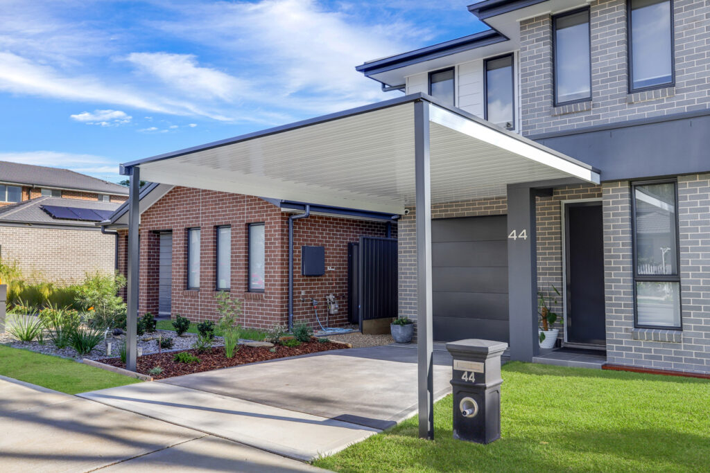 flat roof colorbond carport